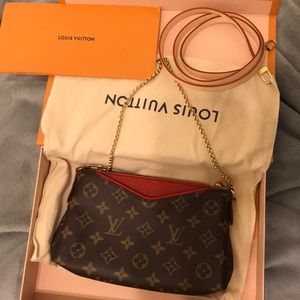 Louis Vuitton Pallas Clutch MNG CERISE